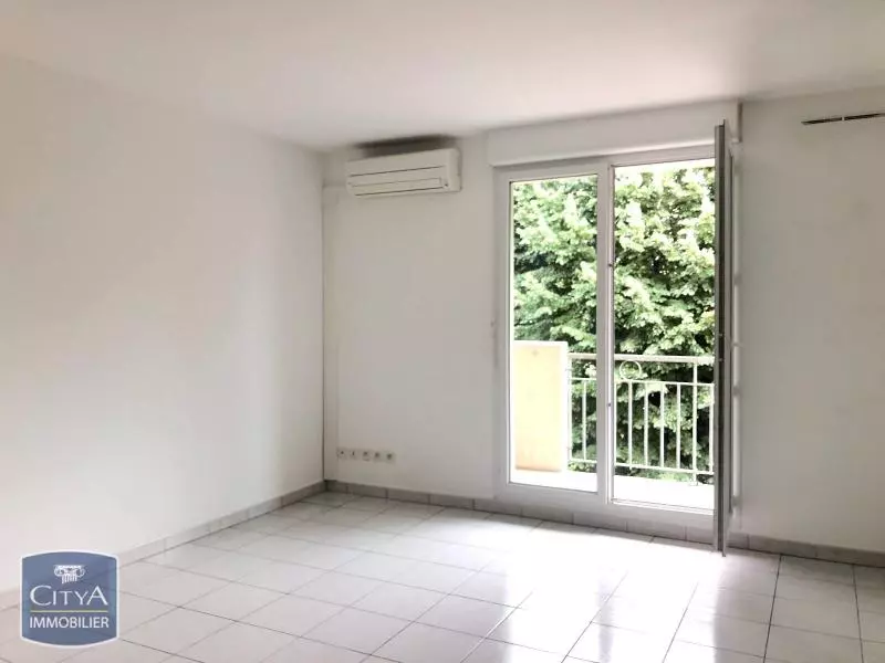Illustration pour Appartement 3 pièces 68.38m² Photo Appartement 3 pièces 68.38m²