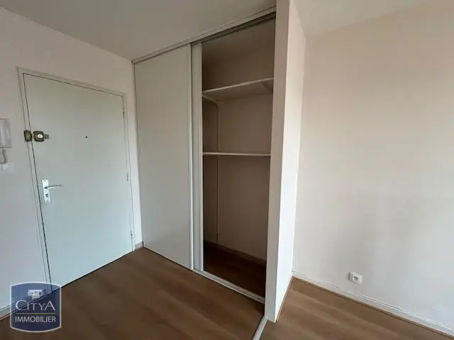 Photo 5 Appartement 1 pièce 30.27m²