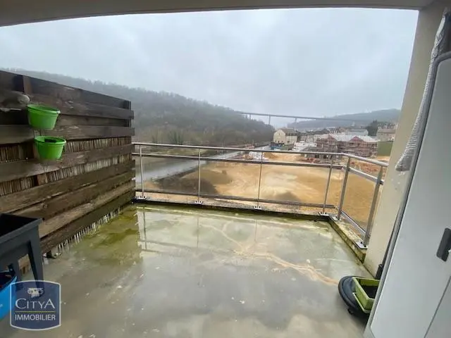 A louer T3 avec BALCON et PARKINGS secteur LONGWY