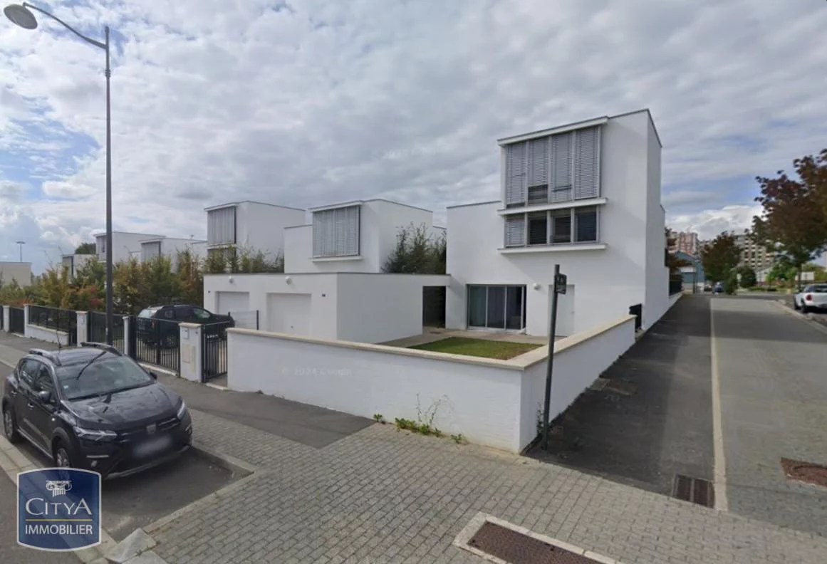 Photo Maison 5 pièces 143.75m²