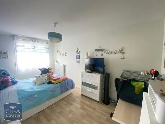 A louer T3 avec BALCON et PARKINGS secteur LONGWY
