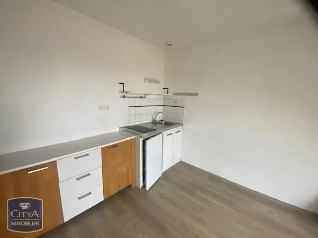 Photo 2 Appartement 1 pièce 26.4m²