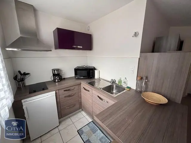 Photo 2 Appartement 1 pièce 28.21m²