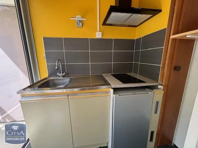 Photo 1 Appartement 1 pièce 25m²