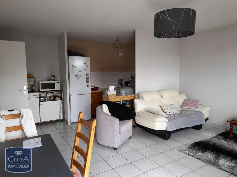 Séjour avec coin cuisine