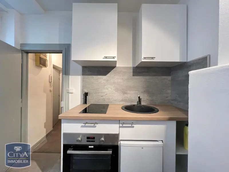 Photo 2 Appartement 1 pièce 19m²
