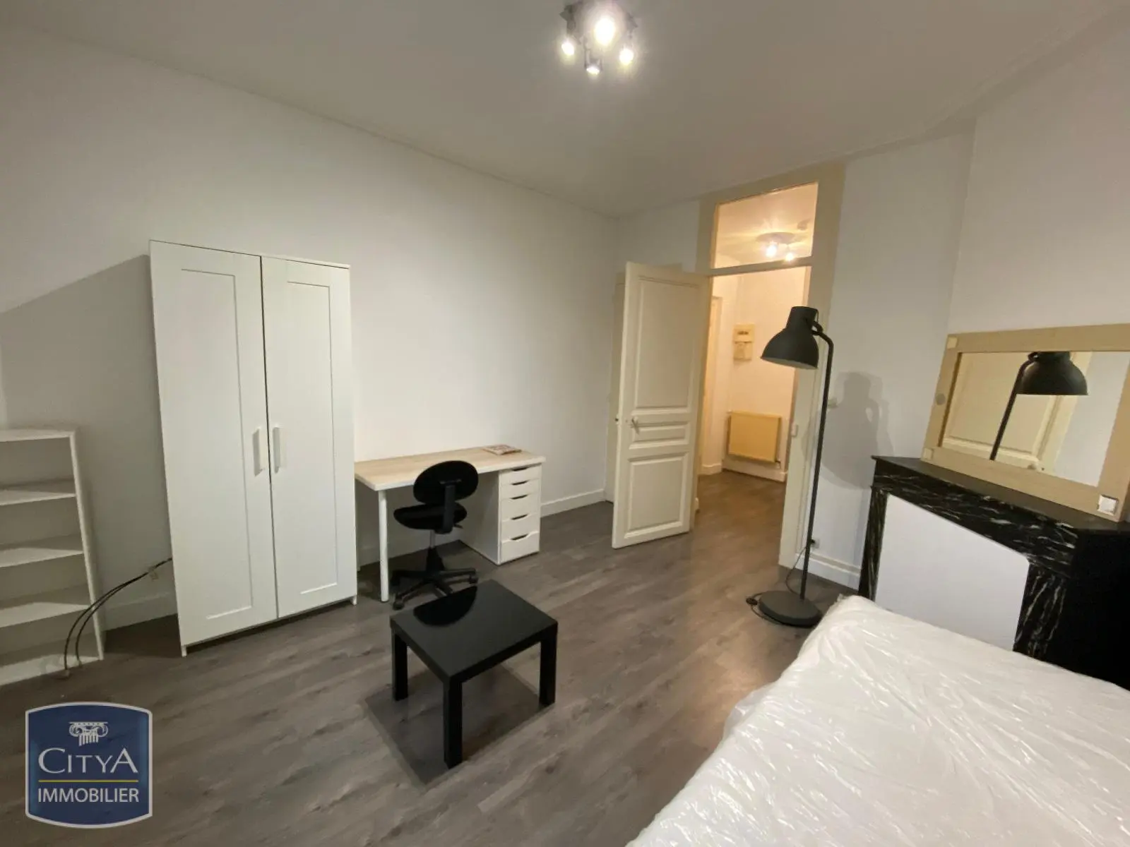 Photo 1 Appartement 1 pièce 32.83m²