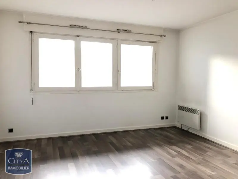 Photo 8 Appartement 1 pièce 27.29m²