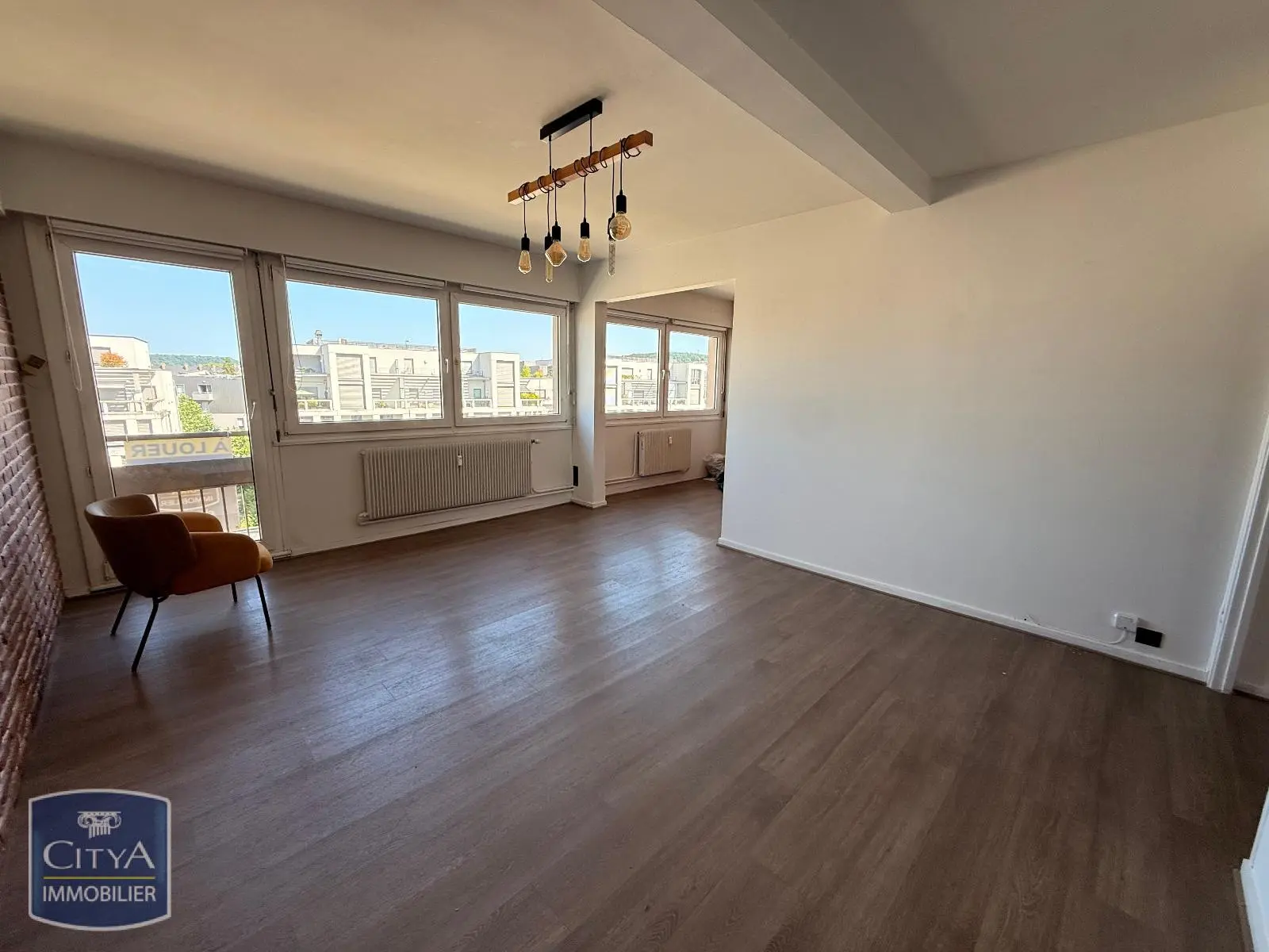 Photo 2 Appartement 4 pièces 79.95m²