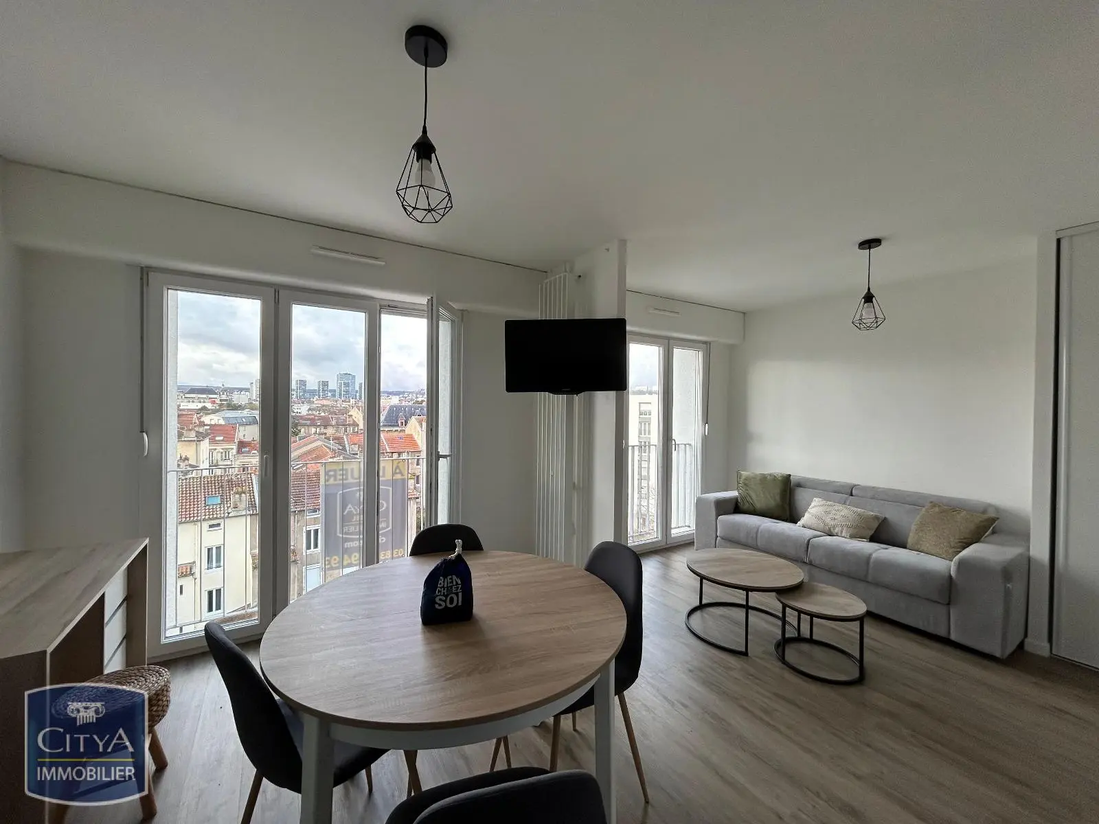 Photo 8 Appartement 1 pièce 31m²