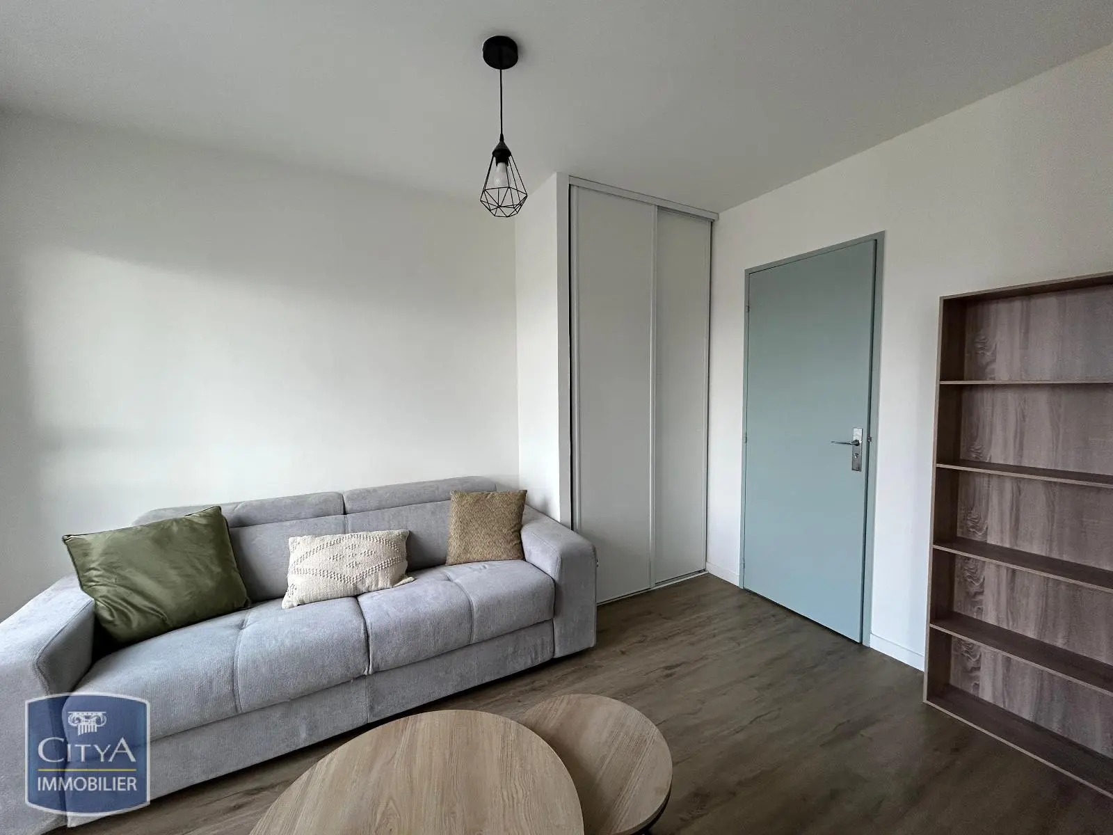 Photo 2 Appartement 1 pièce 31m²