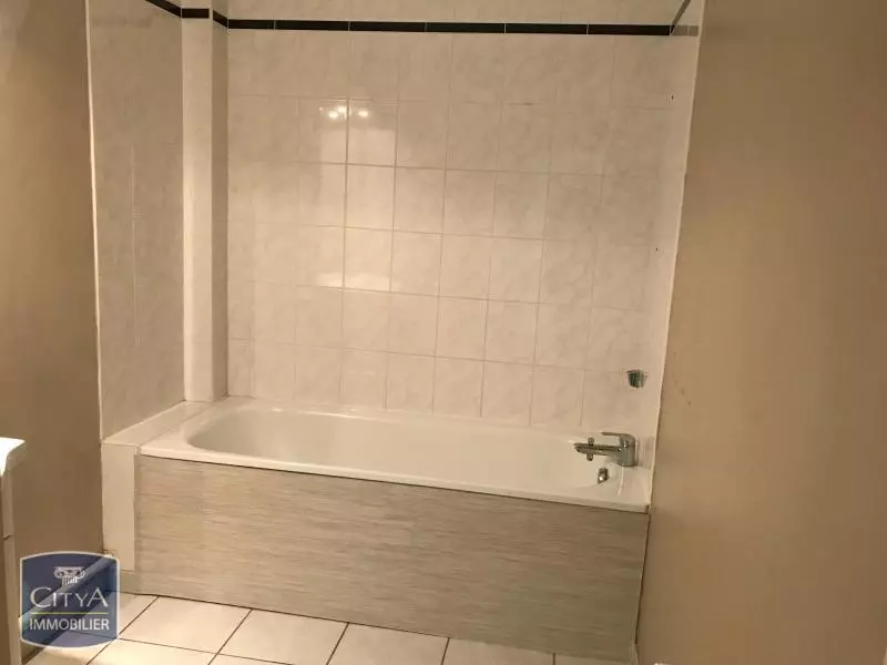 A louer T2bis avec balcon secteur MORSBACH