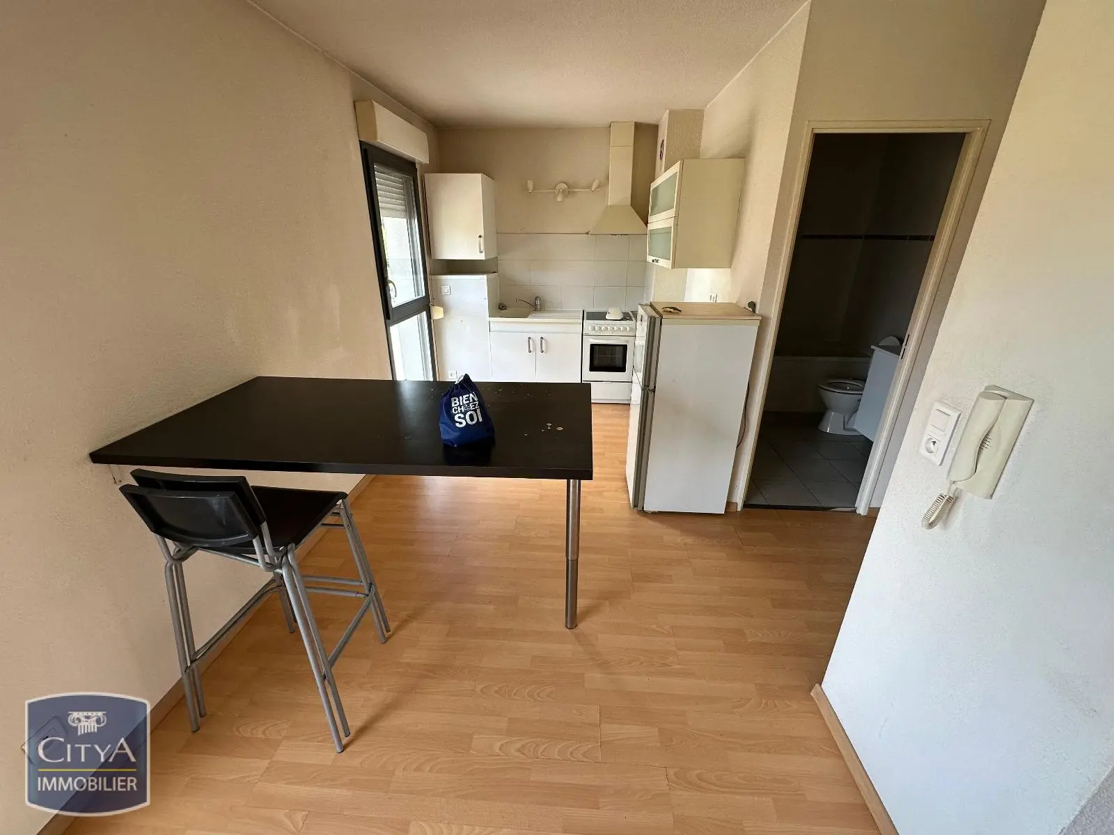 Photo 1 Appartement 1 pièce 34.09m²