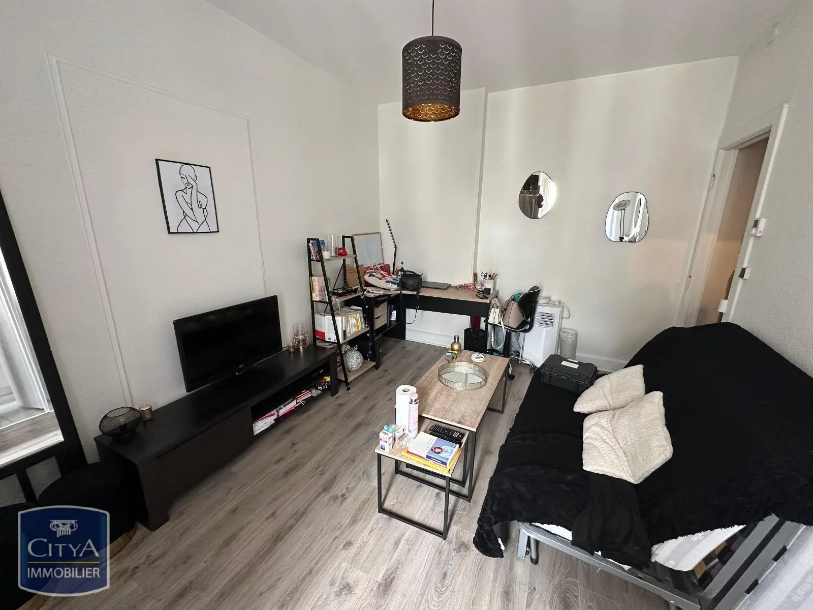 Photo 1 Appartement 1 pièce 24.08m²