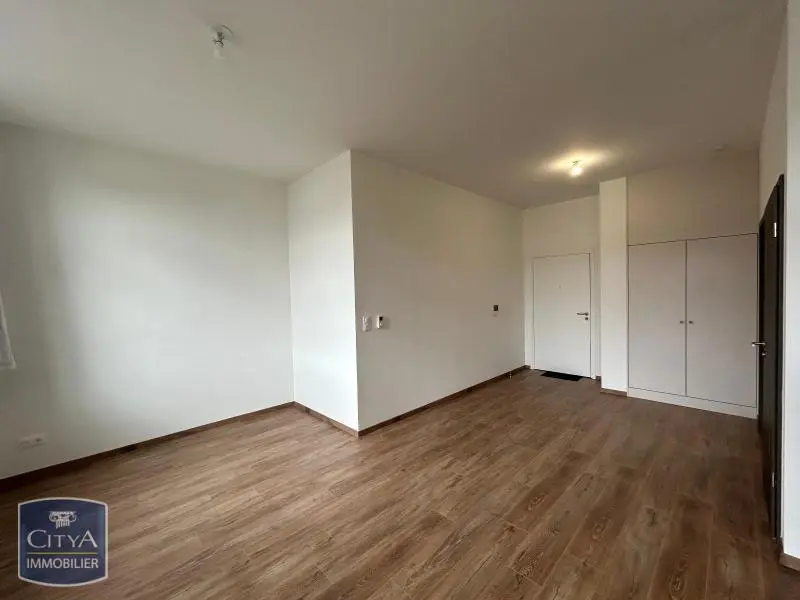 Photo 2 Appartement 1 pièce 36.08m²