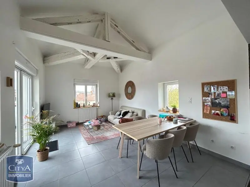 Photo 3 Appartement 4 pièces 75m²