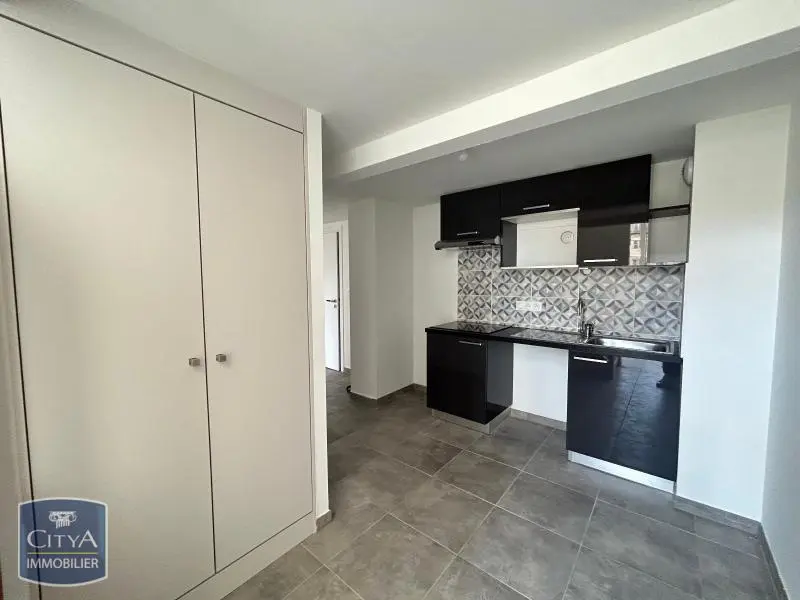Photo 3 Appartement 2 pièces 47.86m²