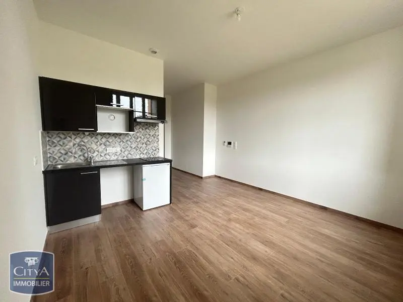 Photo 3 Appartement 1 pièce 28.38m²