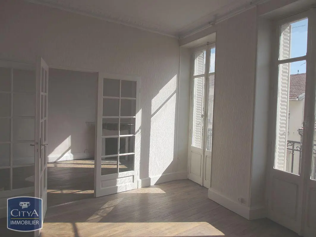Photo 1 Appartement 4 pièces 67.68m²