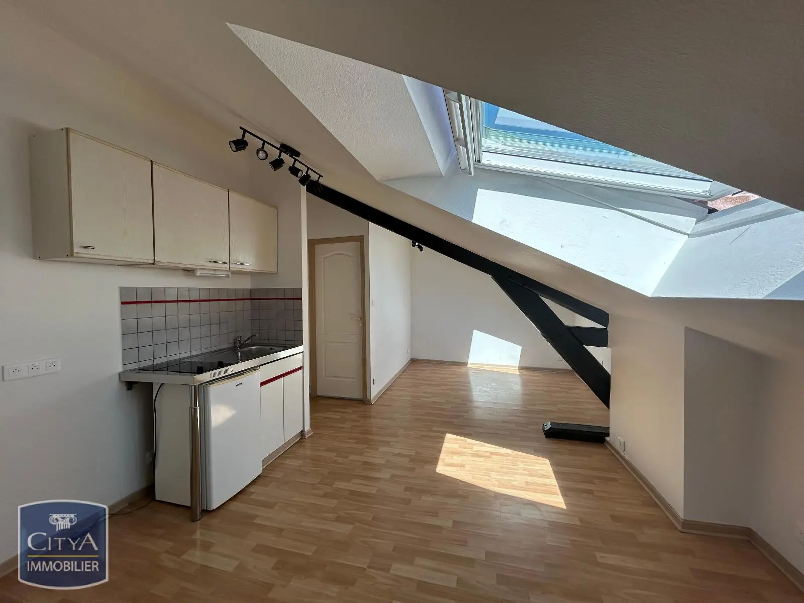 Photo 2 Appartement 1 pièce 16.55m²