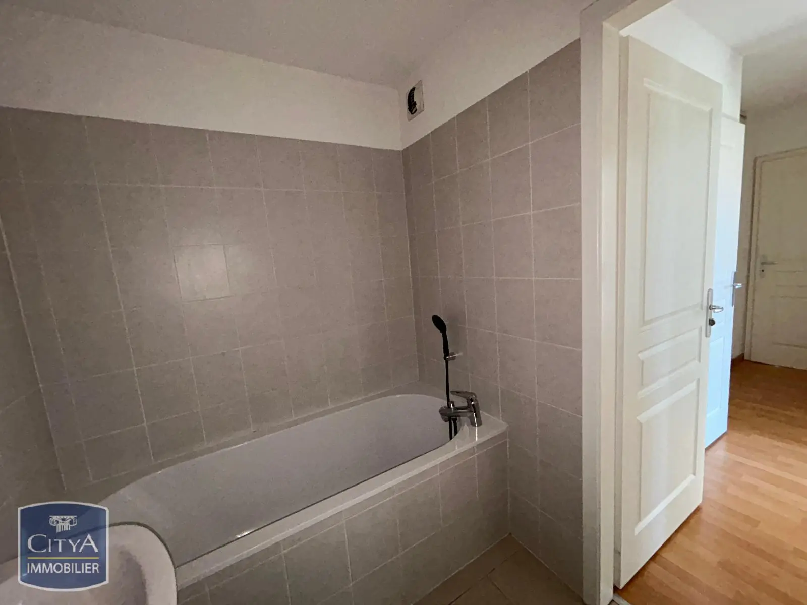Photo 12 Appartement 3 pièces 65.4m²