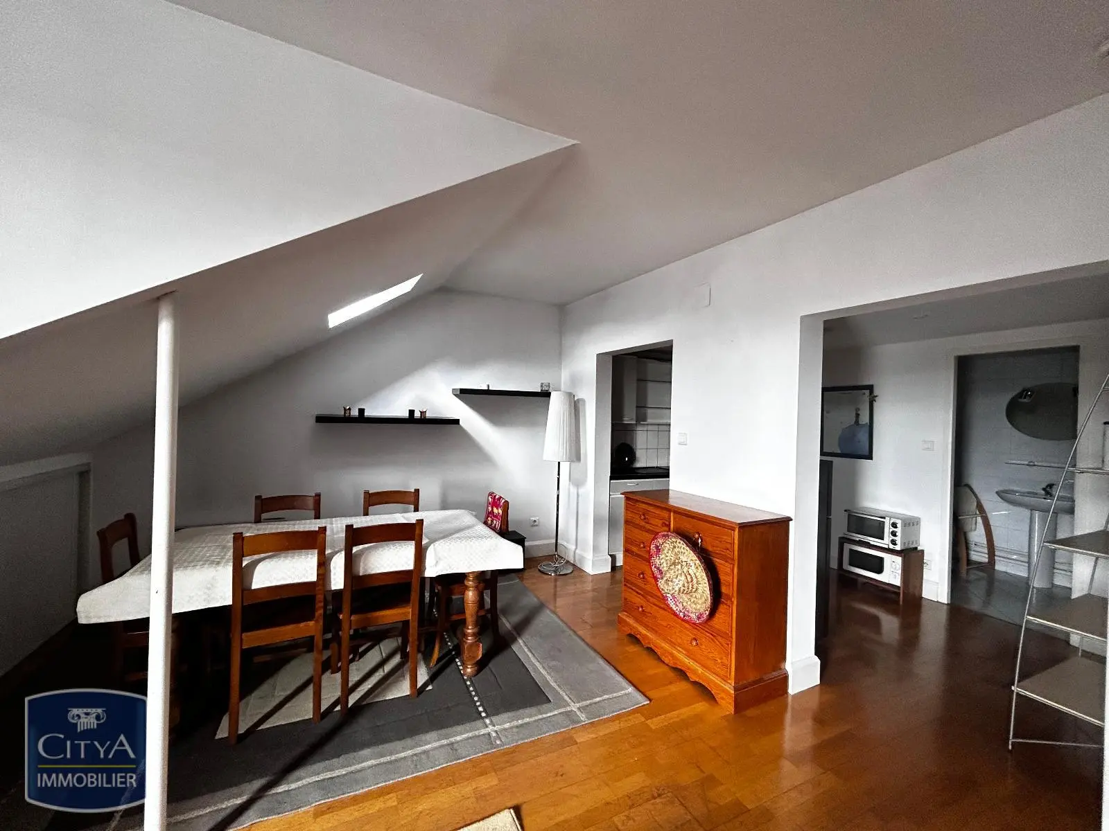 Photo 3 Appartement 1 pièce 37.88m²