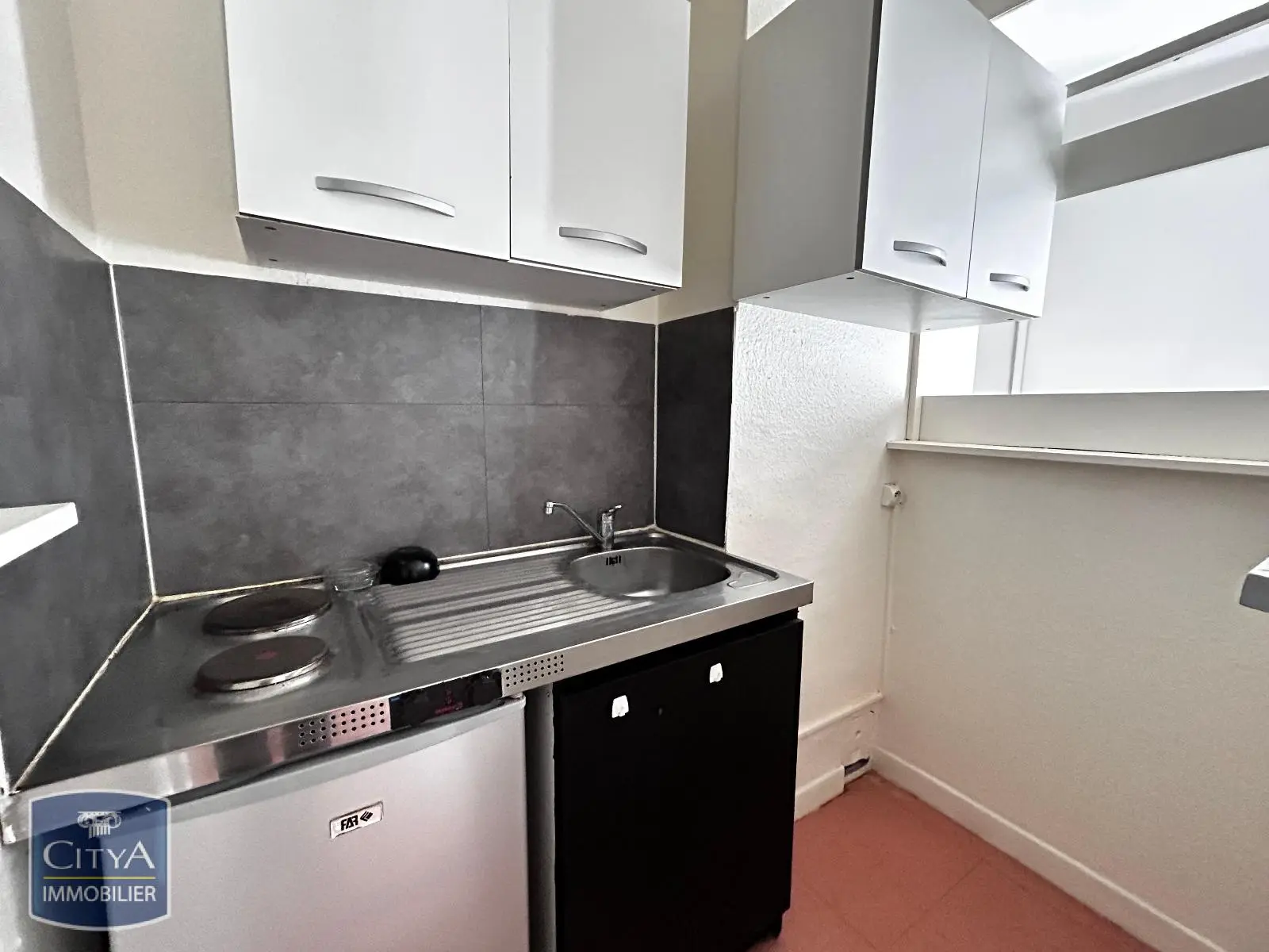 Photo 3 Appartement 2 pièces 23.91m²