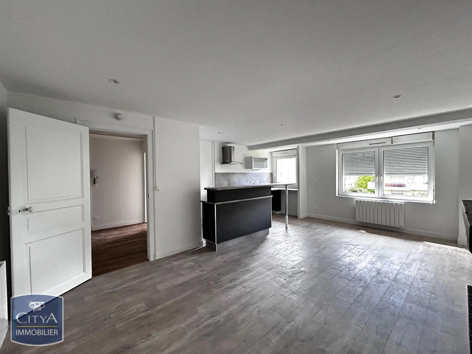 Photo 2 Appartement 4 pièces 94.77m²