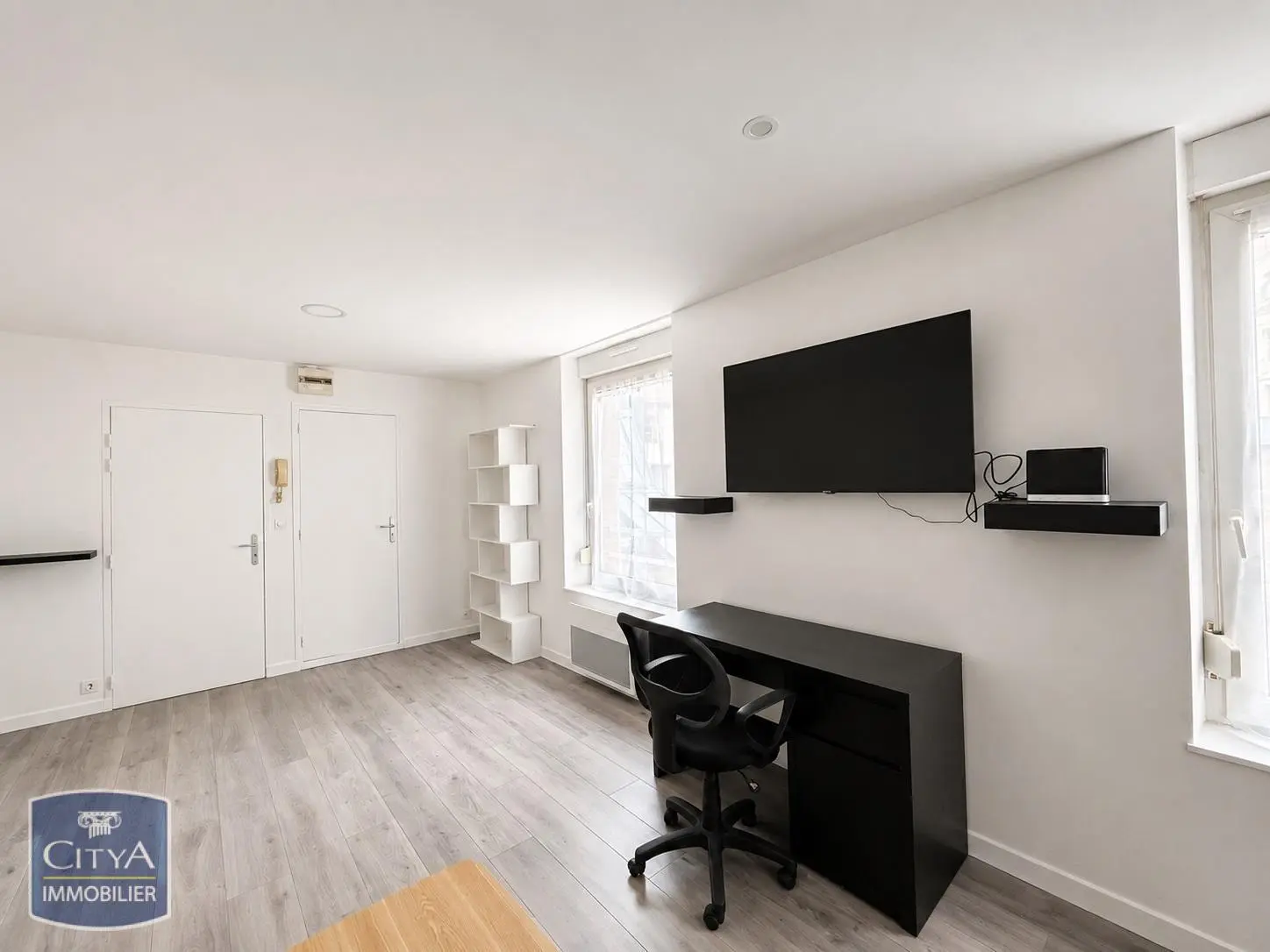 Photo 2 Appartement 1 pièce 29.32m²