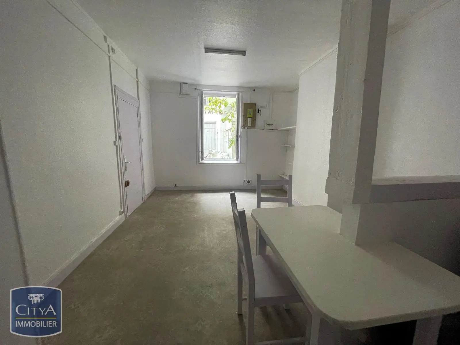 Photo 2 Appartement 1 pièce 21.59m²