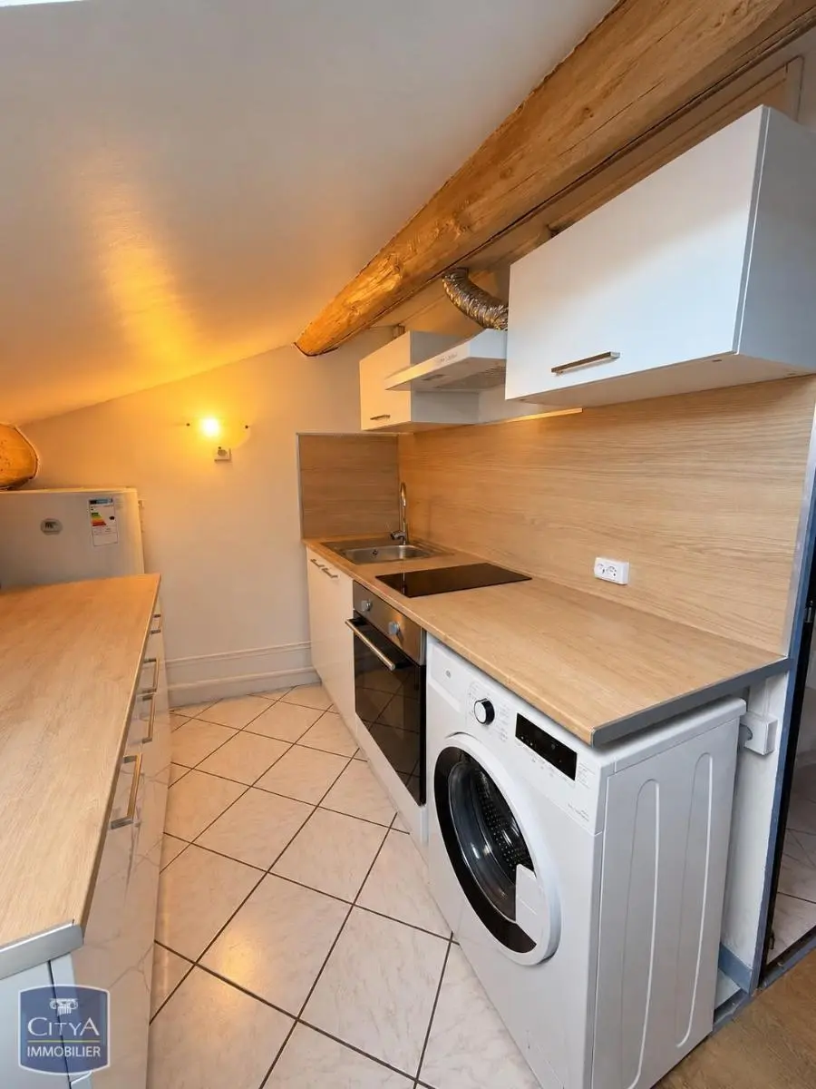 Photo 2 Appartement 1 pièce 17.01m²