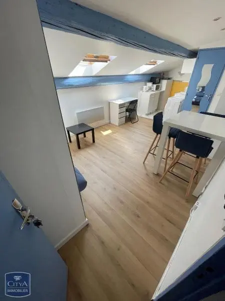 Photo 1 Appartement 1 pièce 17.01m²