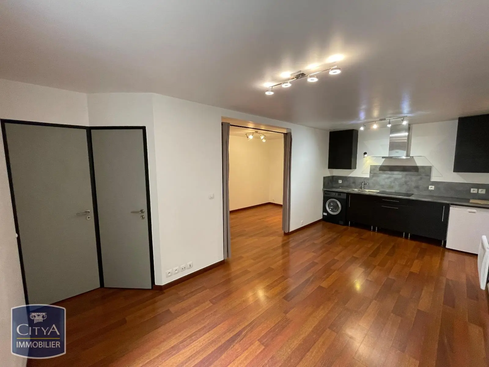 Photo 3 Appartement 2 pièces 43.66m²