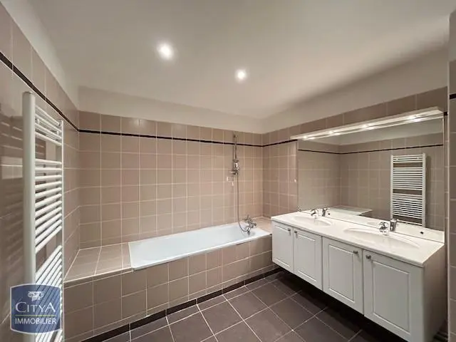 Photo 11 Appartement 3 pièces 78.12m²