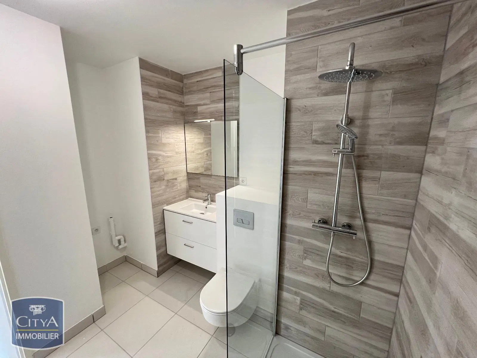 A louer T2 avec BALCON et PARKING SECTEUR NANCY/LOBAU