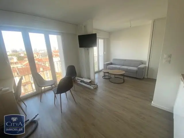 Photo 1 Appartement 1 pièce 31m²