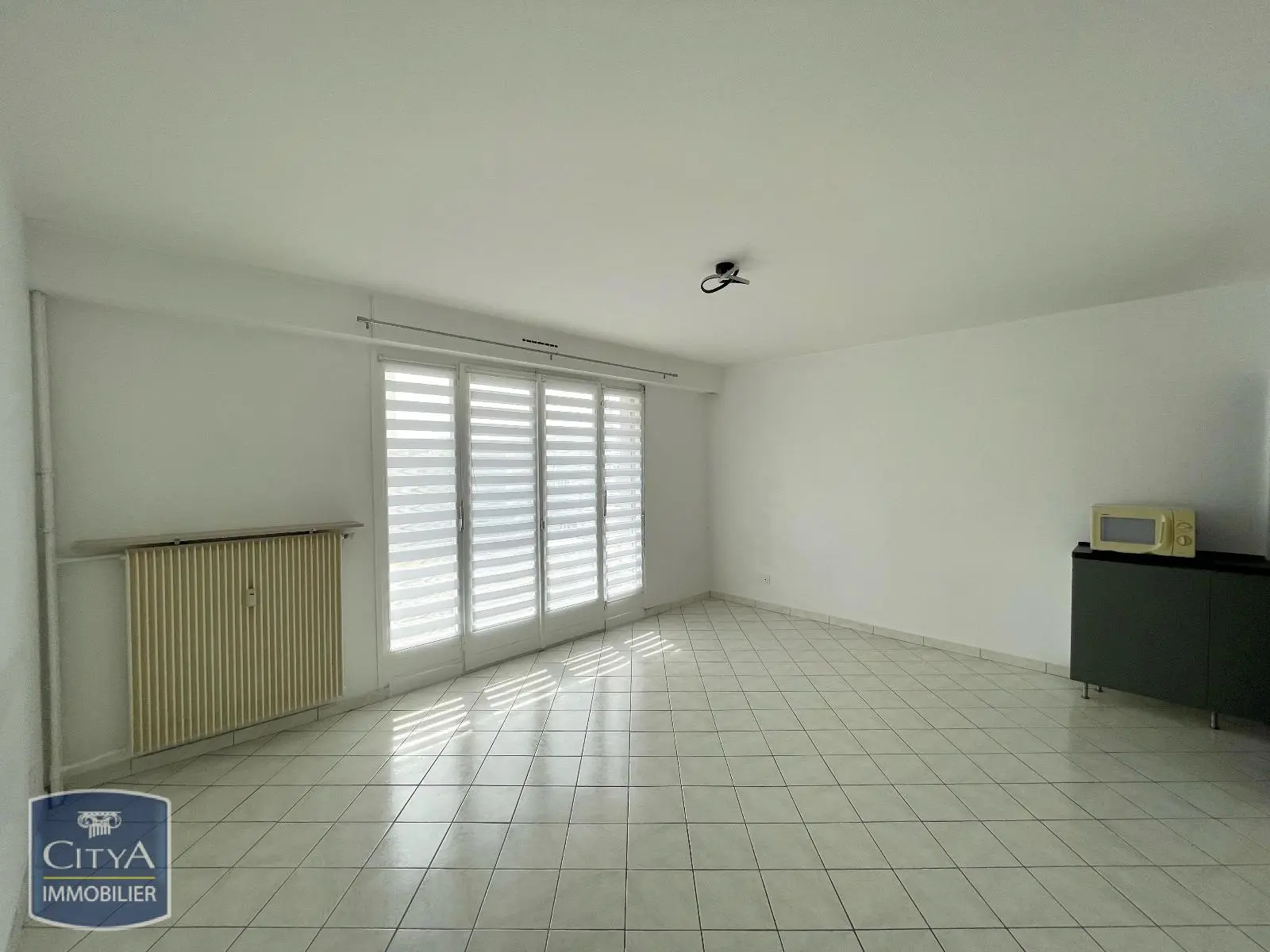 Photo 3 Appartement 1 pièce 26.8m²