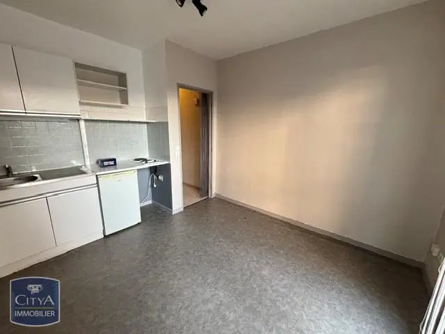 Photo 2 Appartement 1 pièce 16.62m²
