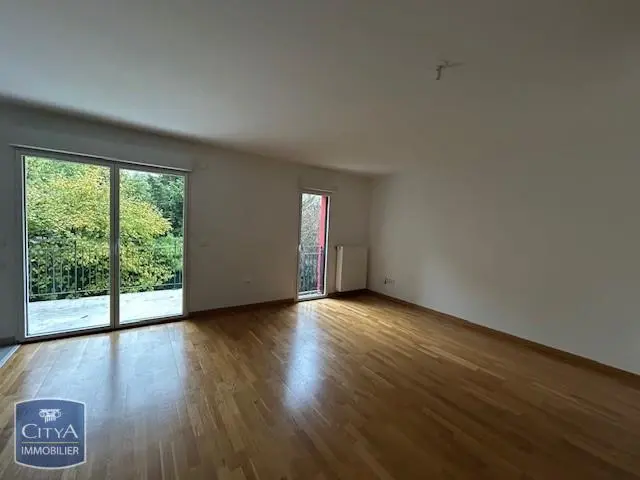 Photo 2 Appartement 4 pièces 82.96m²