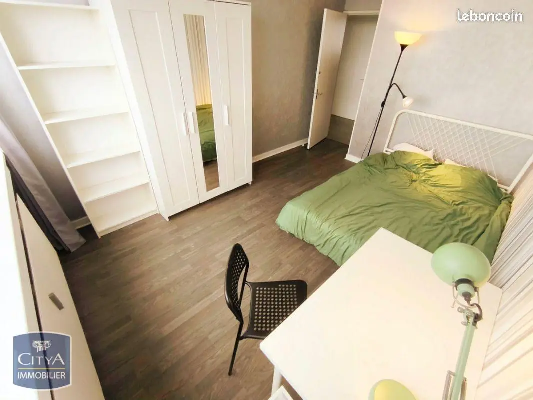 Photo 2 Appartement 1 pièce 14.62m²