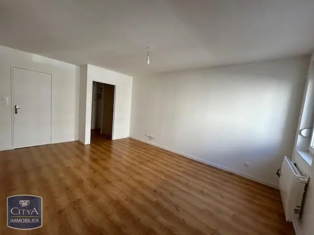 Photo 2 Appartement 1 pièce 33.91m²