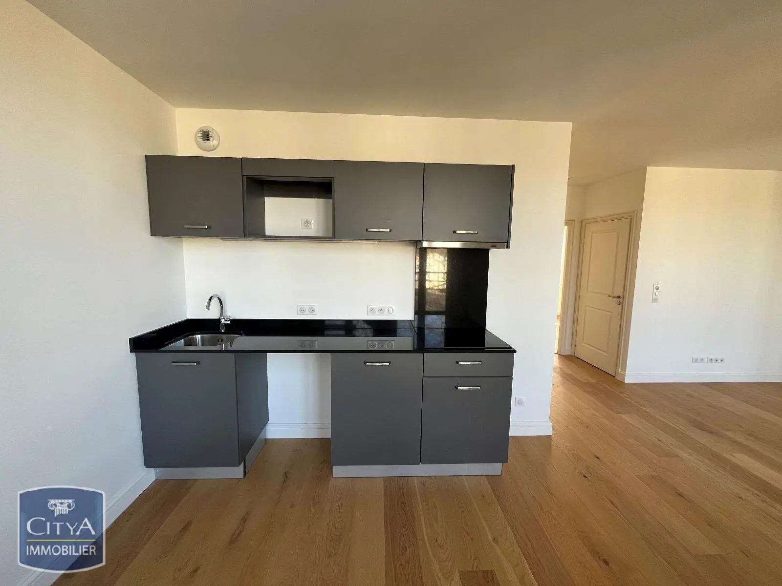 Photo 3 Appartement 3 pièces 71.76m²