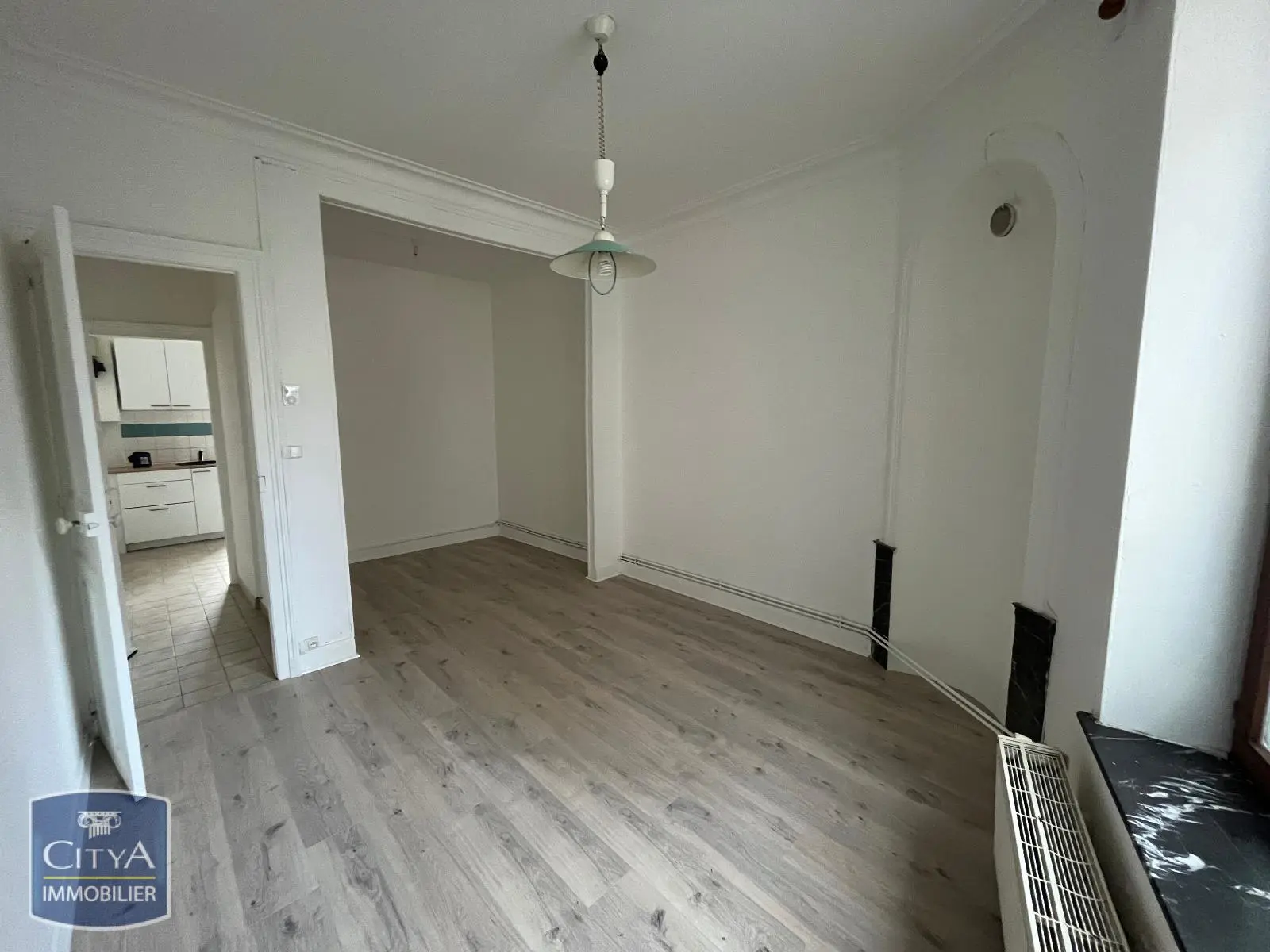 Photo 1 Appartement 1 pièce 27m²