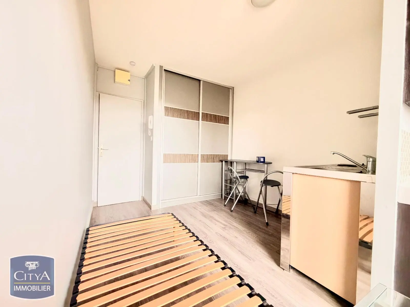 Photo 2 Appartement 1 pièce 13m²