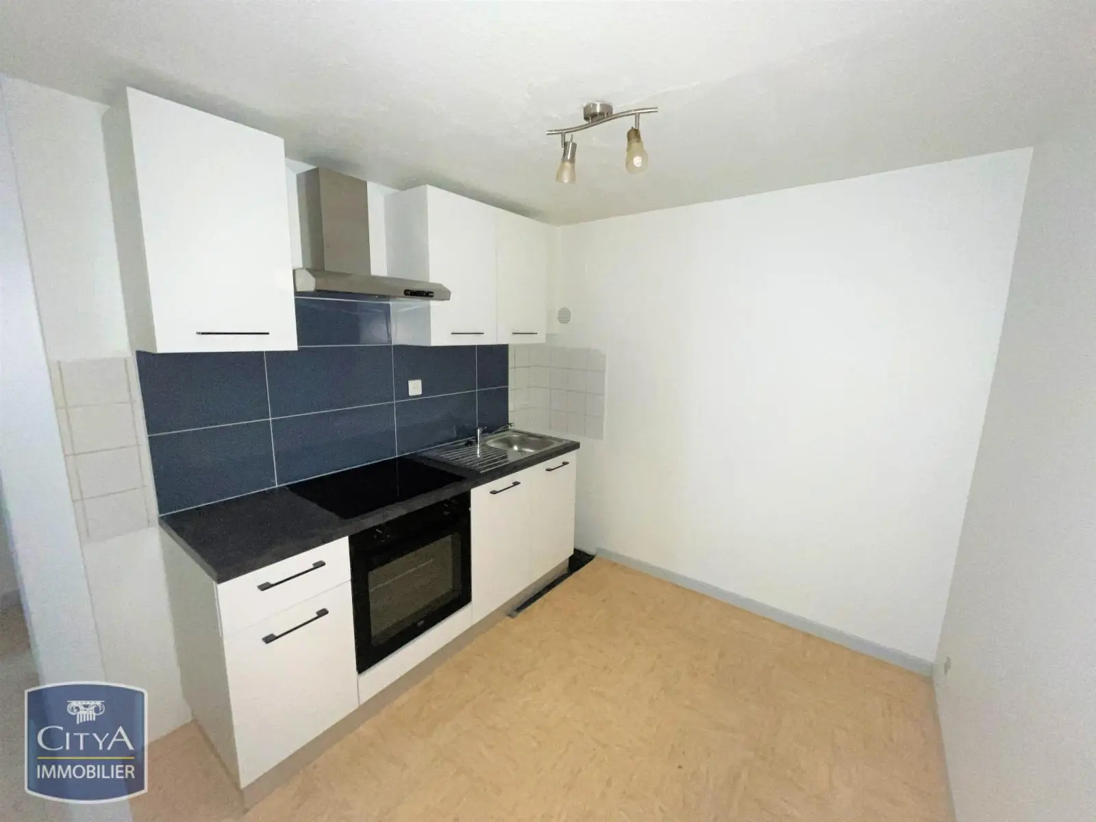 Photo 2 Appartement 1 pièce 31.1m²