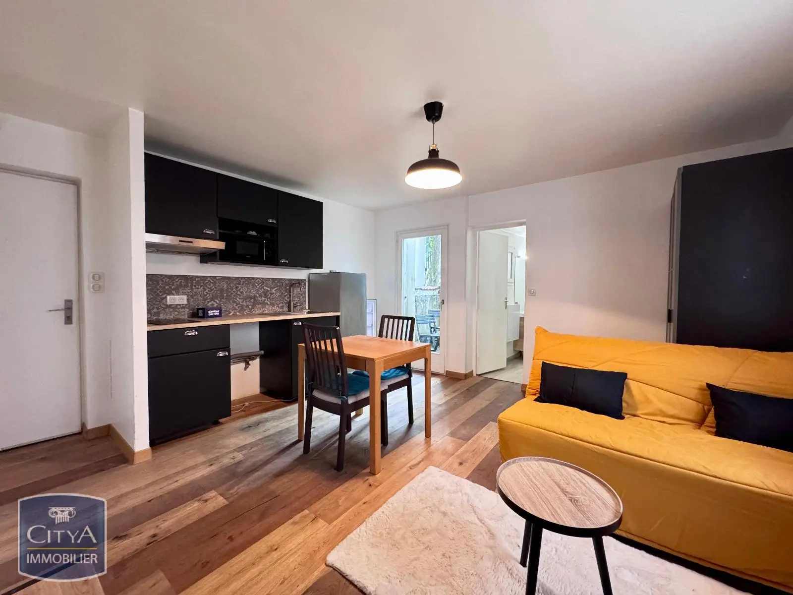 Photo 1 Appartement 1 pièce 20.69m²