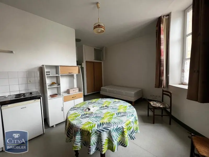 Photo 2 Appartement 1 pièce 24.49m²