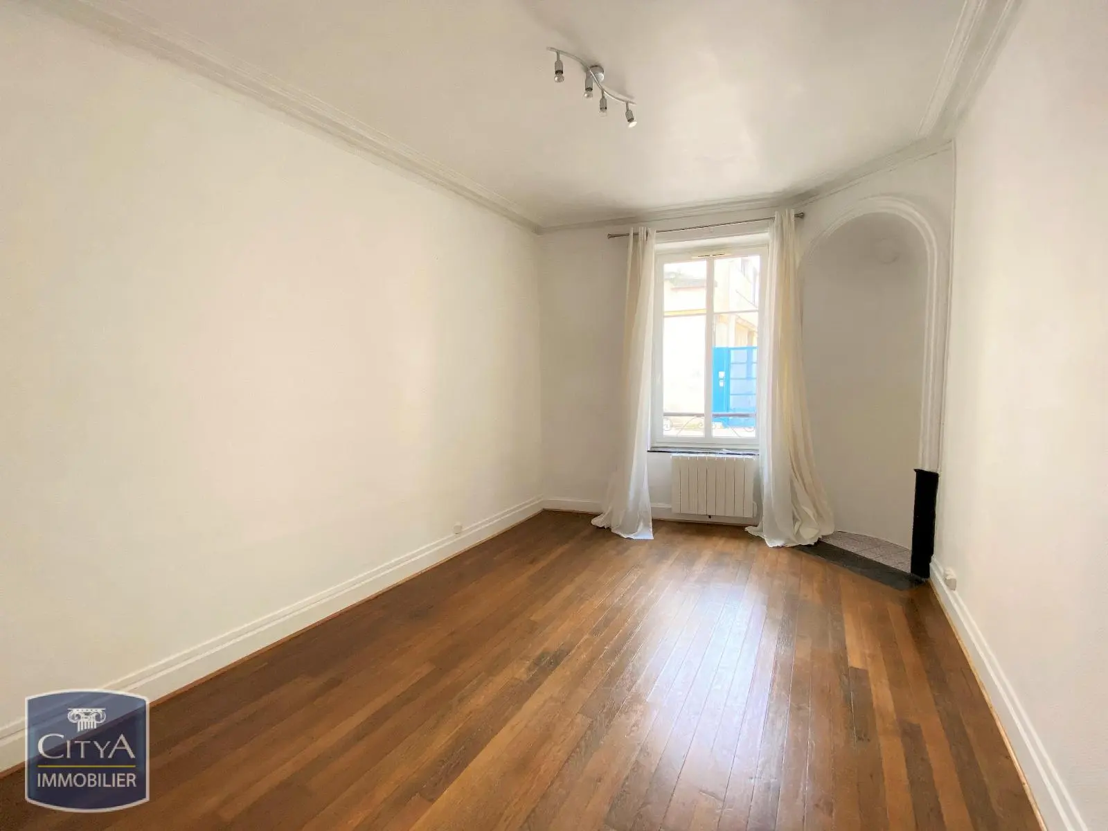 Photo 1 Appartement 1 pièce 25.62m²