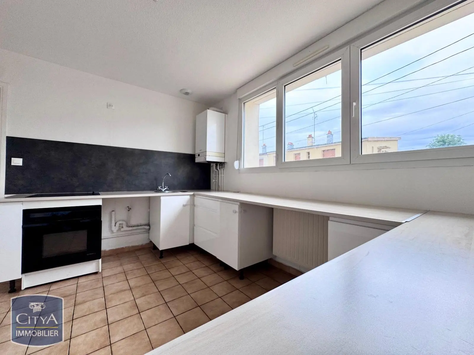 Photo 1 Appartement 4 pièces 111.66m²