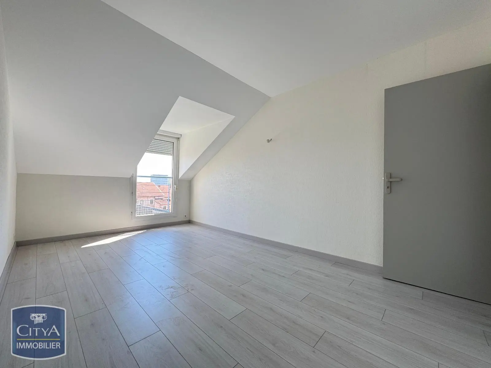 À louer T3 duplex NANCY avec BALCONNET